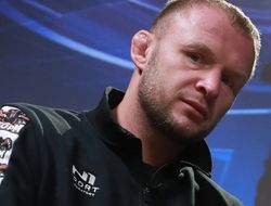 фото - Александр Шлеменко встретится с бразильцем Сантосом: дата и место