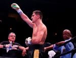 Хук побил, но не удосрочил 150-килограммового соотечественника
