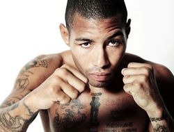 фото - Эшли Тиофейн: «Хочу бой с Вячеславом Сенченко, буду мстить за Хэттона!»