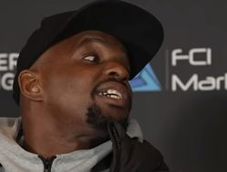 фото - Уайта сорвало: матерился, угрожал «отмудохать пенсионера» – коуча Франклина: видео