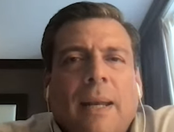 фото - Грабежа в бою Хэйни–Ломаченко не было — президент WBC