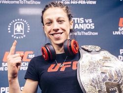 фото - Официально: титульный бой Еджейчик и Андраде на UFC 211