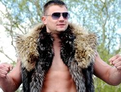 фото - Денис Бойцов побил «Негро» Джуниора