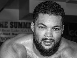 фото - Дон Кинг переживает за Джо Джойса в бою со Стиверном: Храни его небеса!