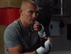 фото - Александр Хижняк в профи: ожидания и перспективы