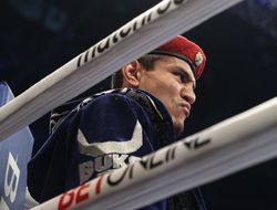 фото - Ахмадалиев не без приключений прошёл Веласкеса