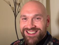 фото - Фьюри передал искромётное пожелание Усику, Джошуа и Уайту на праздники: видео