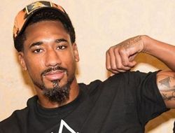 фото - Эдди Херн забрал Эндрэда к себе в Matchroom Boxing, оставив Боба Арума с носом