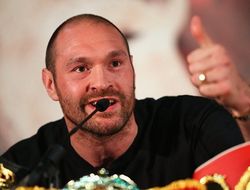 фото - Прочь от дискриминации: Тайсон Фьюри решил переехать в Америку