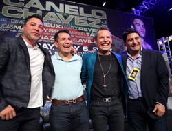 фото - Моралес и Баррера требуют от Альвареса победы над Геннадием Головкиным