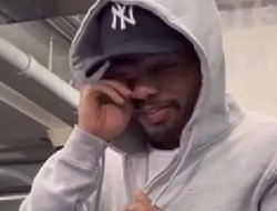 фото - Самая ленивая открытая тренировка в мире. Зацените шоу от «Танка» Дэвиса: видео 