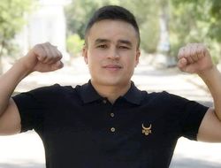 фото - Узбек Абдукахоров победил матёрого — и густо татуированного — Луиса Коллазо