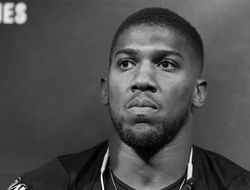 фото - Энтони Джошуа — о «клоуне» Ленноксе Льюисе и классном чуваке Владимире Кличко