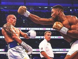 фото - Майк Тайсон вырубил бы Усика и Джошуа, считает Фьюри