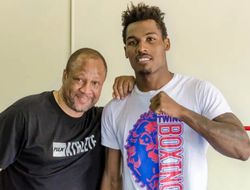 фото - Тренер Джермалла Чарло: Можем подраться с Канело хоть в полутяжёлом весе