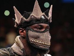 фото - Дионтэй Уайлдер рассказал, почему выходит на ринг в маске