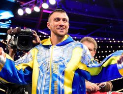 фото - Тренер Кроллы: Сидим, ждём — кому-то же надо драться с Ломаченко