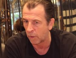 фото - Топ-тренер побывал на Конгрессе WBC, а теперь подал петицию — хочет 19-й дивизион в боксе