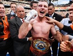 фото - Аппетит во время еды: Хорн вызывает Мэйуэзера