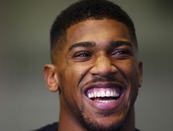 фото - Джошуа готов дать шанс Хэю, если Дэвид пройдёт Беллью