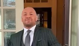 Макгрегор закрыл рот Кроуфорду