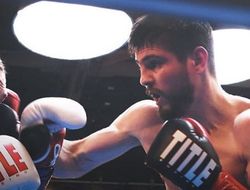 фото - Евгений Хитров по-тихому вернулся на ринг, «прибив» американского джорнимена