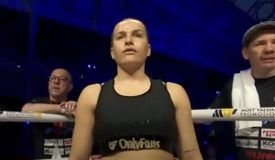 «Паундовая» Кэмерон вновь с титулом: видео