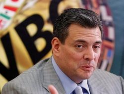 фото - WBC хочет кинуть Уайлдера? Сулейман озвучил схему, как добраться до Фьюри