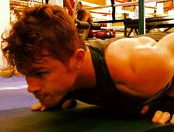 фото - Канело хочет реванш с Мэйуэзером и гарантирует нокаут Головкина