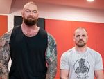 Гора из «Игры Престолов» борется с бойцом UFC — видео 