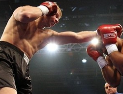 фото - Завершив 15-месячный простой, Дмитрий Кучер победил Галена Брауна