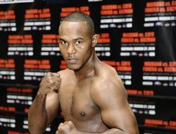 фото - Хоан Гусман вернётся в бою с небитым Симеоном Харди