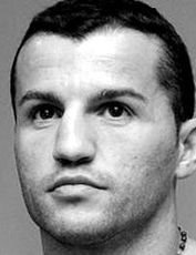 Деян Златичанин