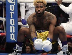 фото - На этот раз не слагфест: Хёрд уверенно перебоксировал Сантану