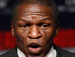 фото - Мэйуэзер-старший: «Стеклянный подбородок Хана можно разбить взглядом»