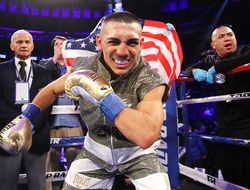 фото - Теофимо Лопес — обязательный претендент, победил Масайоши Накатани решением судей