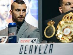 фото - Экс-чемпион Давид Лемьё и топ-проспект Вёрджил Ортис не выступят в Нью-Йорке