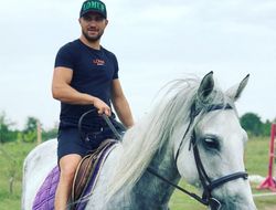 фото - Фаны жгут футболку с Головкиным, Усик бережёт душу, Нагиев обратился к Поветкину— соцсети