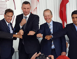 фото - Виталий Кличко, Эрик Моралес и Винки Райт включены в Зал славы бокса