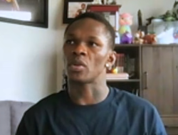 фото - Адесанья назвал победителя боя Дю Плесси-Стриклэнд 2