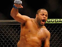 фото - (ММА) Дэниел Кормье хочет дебютировать в UFC боем с Фрэнком Миром