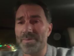 фото - Хирн назвал возможную дату реванша Бивола и Бетербиева. Эннис может выступить на разогреве