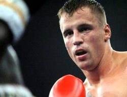 фото - Бриедис выиграл в драке тяжеловесов у Дуродолы