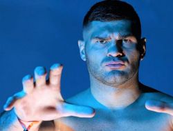 фото - Хргович уничтожил Радоньича, странная победа Барау: видео