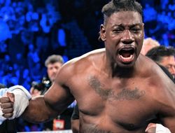 фото - Чарльз Мартин вызывает на бой Диллиана Уайта: «Дерись со мной, а не с бомжом!»