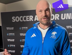 фото - Кадр дня: Тайсон Фьюри показал фото из зала после 12 раундов бокса