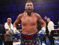 фото - Беллью — о поединке Фьюри−Сефери: Цирк уехал, клоуны остались