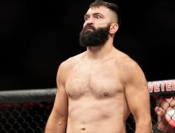 фото - Нестареющий. Андрей Орловский победил Вандераа на UFC 271