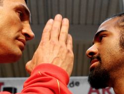 фото - Хэй пугает фанов Кличко: Джошуа переедет его бульдозером