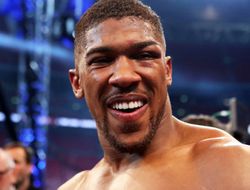 фото - Джошуа не стоило соглашаться на бой с Фьюри? Мнение финалиста Суперсерии